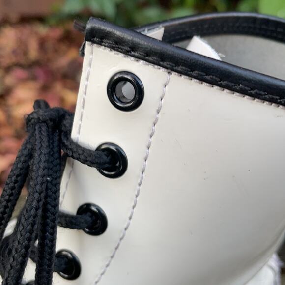 Dr Martens 1460W Patent Lamper White Combat Boots Women's Size 8 US / 6 UK - Picture 12 of 16